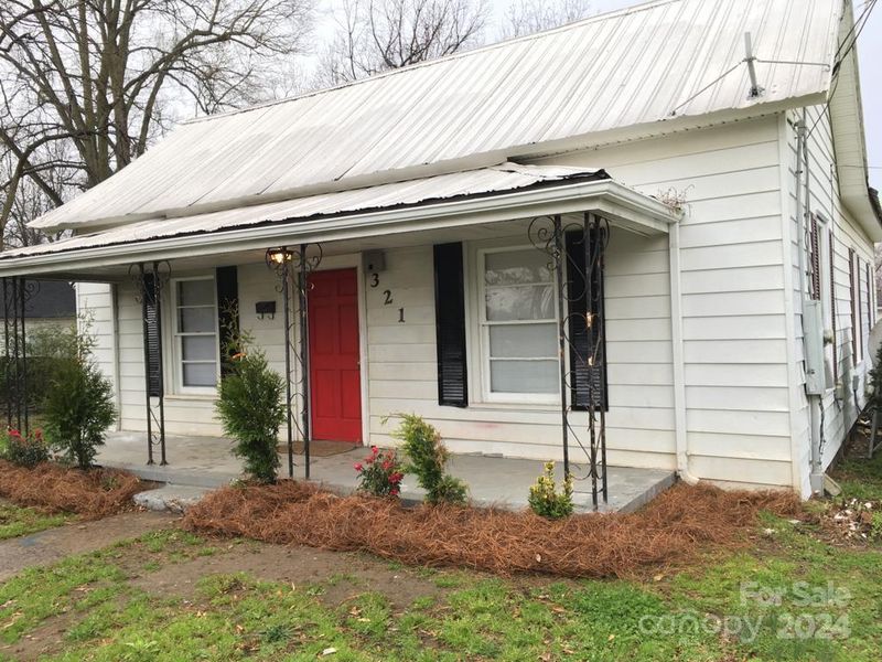 321 N Poplar St, Gastonia, NC 28054