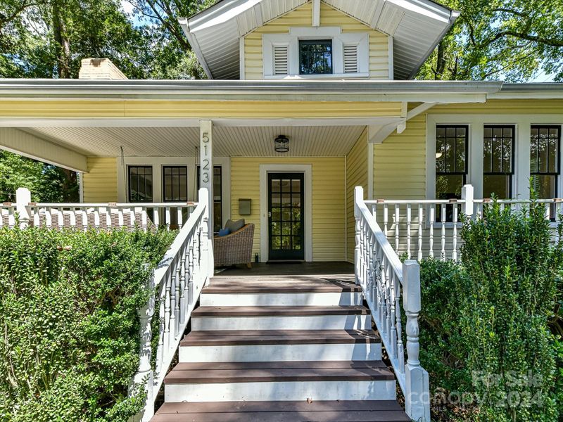 5123 Addison Dr, Charlotte, NC 28211