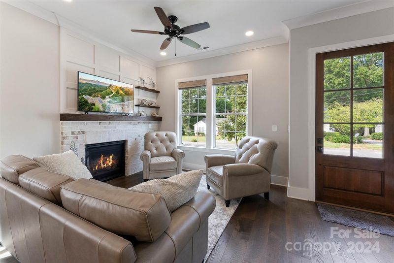 4 Oak St, Belmont, NC 28012