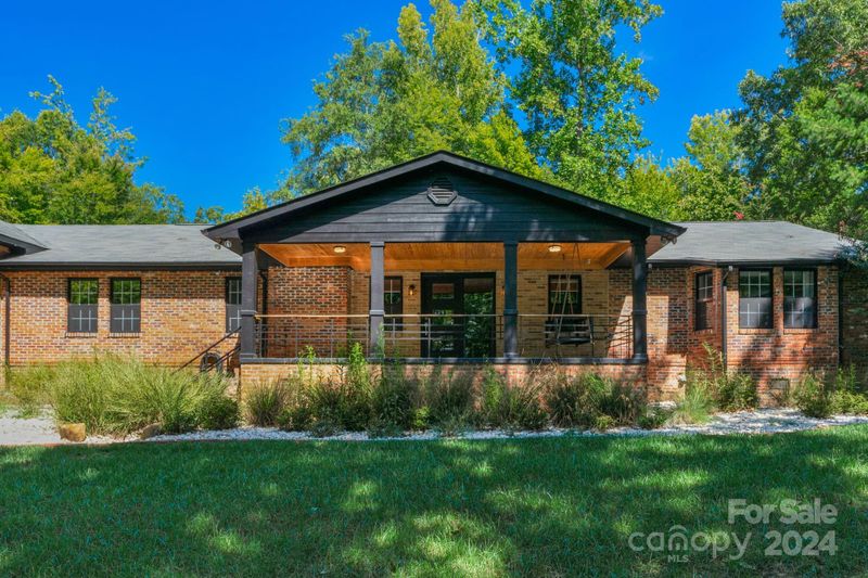 9016 Kensington Dr, Waxhaw, NC 28173