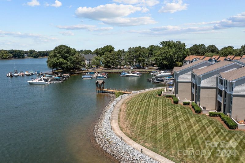 1233 Torrence Cir, Davidson, NC 28036