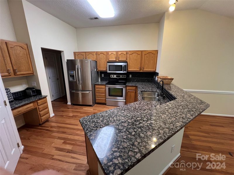 1632 Heather Glen Rd, Kannapolis, NC 28081