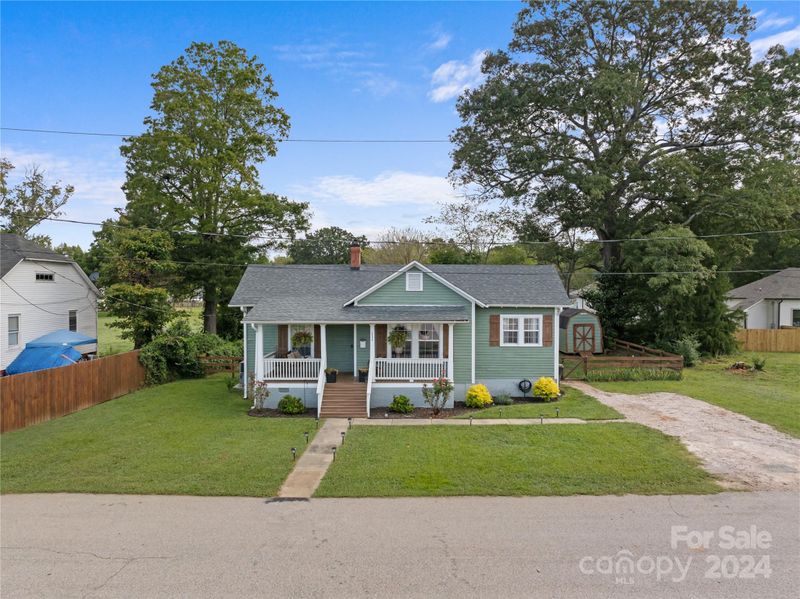 111 First St, York, SC 29745