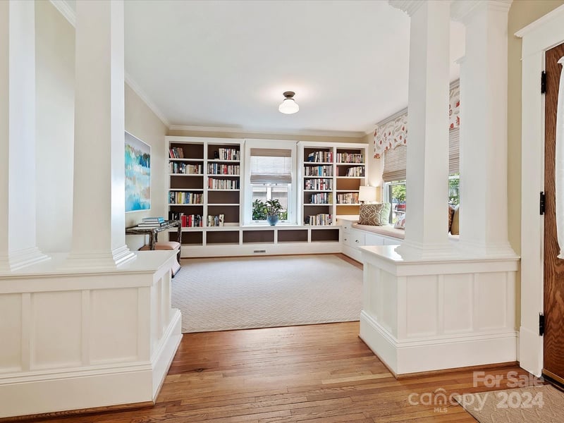 1944 E 9th St, Charlotte, NC 28204