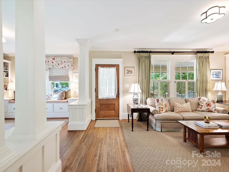 1944 E 9th St, Charlotte, NC 28204