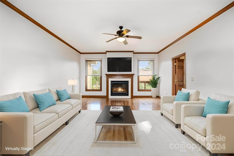 926 Clover Park Dr, Clover, SC 29710