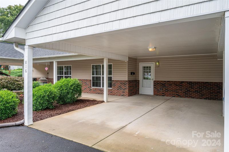 816 Main St #816, Maiden, NC 28650