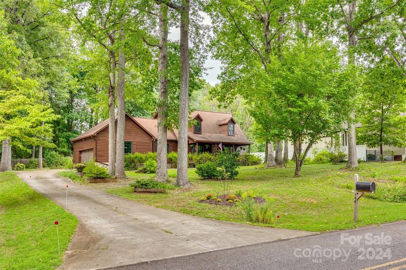 136 Webbed Foot Rd, Mooresville, NC 28117