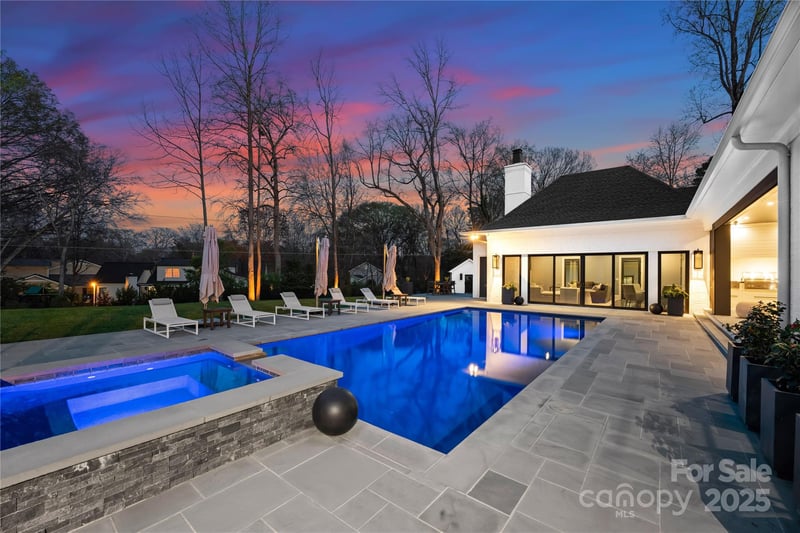 3645 Pelham Ln, Charlotte, NC 28211