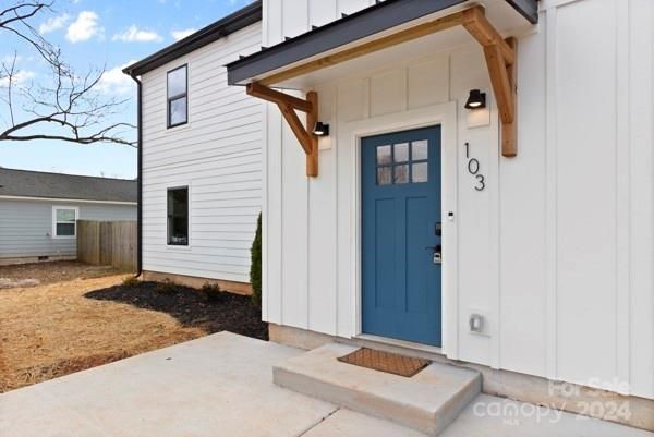 103 Apricot St, Belmont, NC 28012