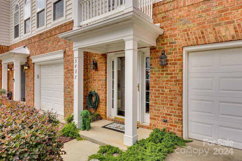 5437 Werburgh St, Charlotte, NC 28209