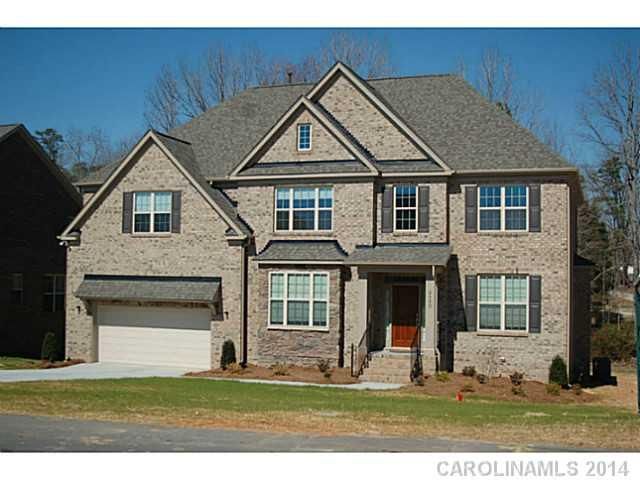 2530 Walker Rd, Charlotte, NC 28105