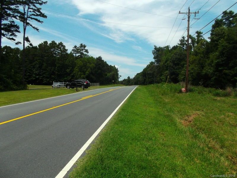 14801 Bethel Ave, Midland, NC 28107