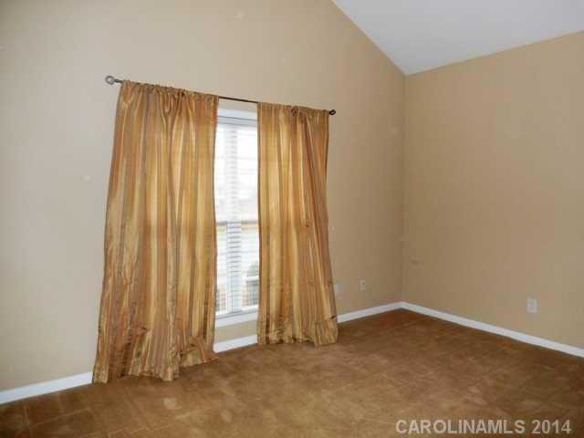 10155 Barrands Ln, Charlotte, NC 28278
