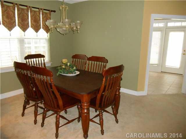 615 Ridgely Green Dr, Pineville, NC 28134