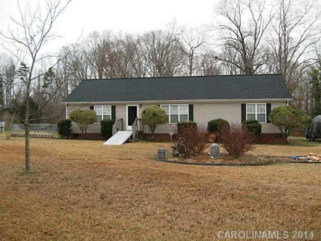 724 Highway 274 Hw, Clover, SC 29710
