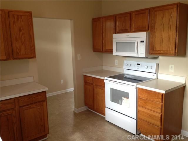 8926 First Run Ct, Charlotte, NC 28215