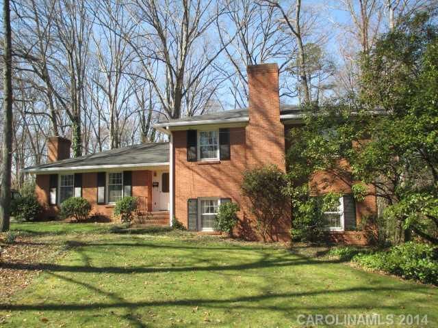 521 Ashworth Rd, Charlotte, NC 28211