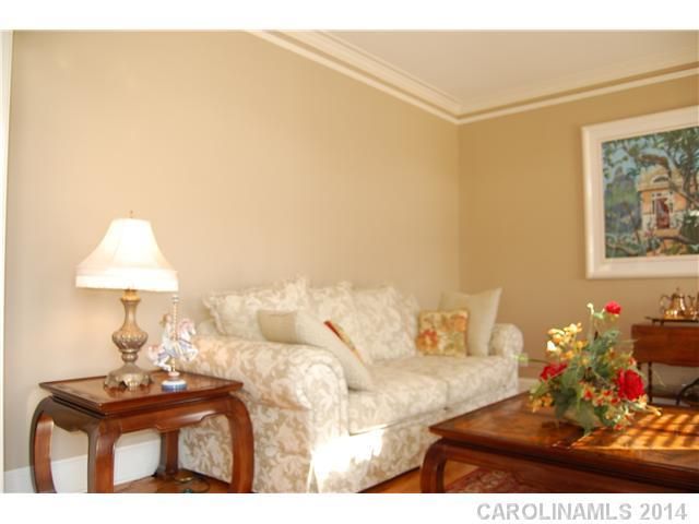 11226 Highcrest Dr, Huntersville, NC 28078
