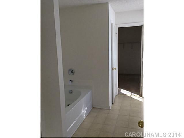 1708 Grove Tree Ln, Clover, SC 29710