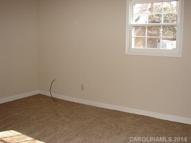 3806 Ferncliff Rd, Gastonia, NC 28056