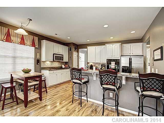 315 Garnet Ct, Fort Mill, SC 29708