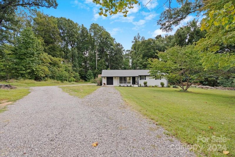 3205 James Rd, Charlotte, NC 28215