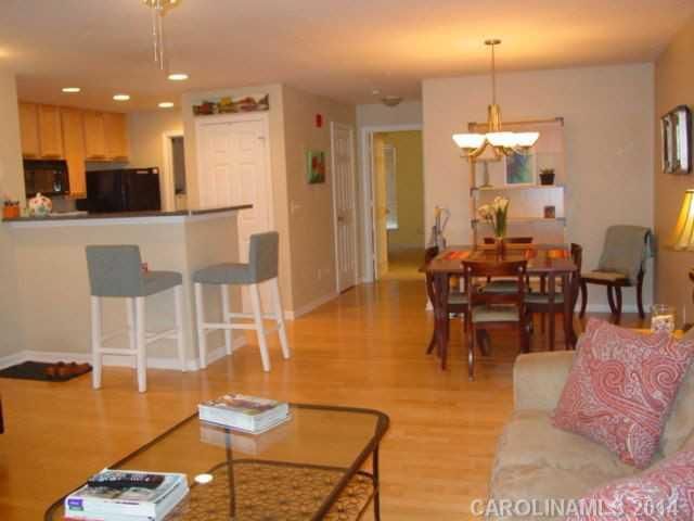 614 Raphael Pl #614, Charlotte, NC 28205