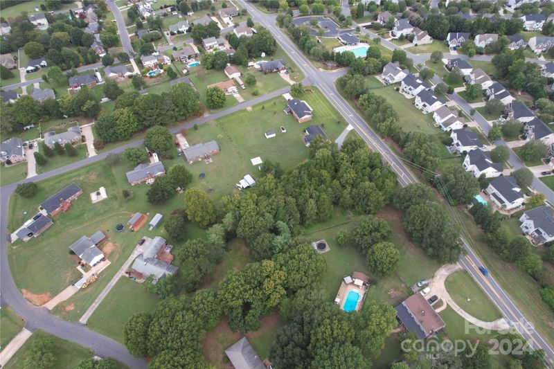 2115 Stallings Rd, Harrisburg, NC 28075