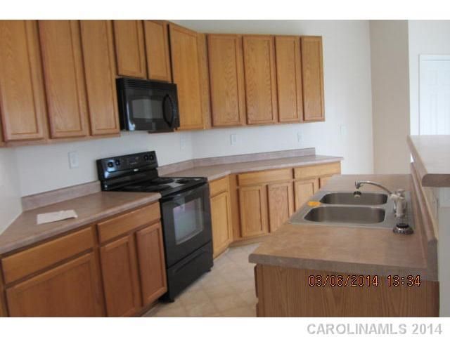 209 Lameshur Ln #122, Monroe, NC 28110