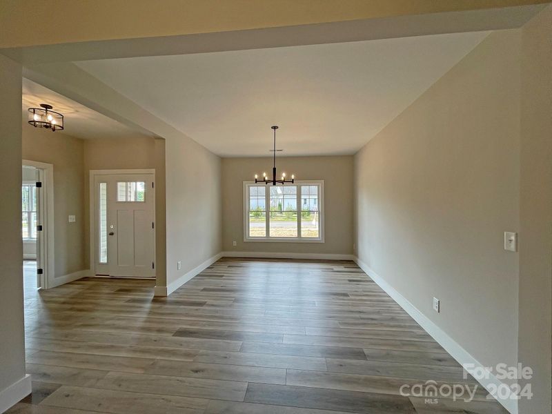 106 Falls Leaf Dr, Troutman, NC 28166