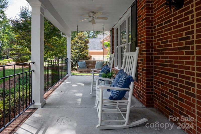6175 Hunter Ln, Matthews, NC 28104