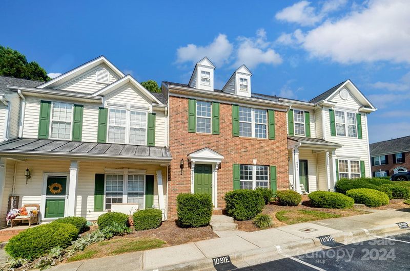 1091 Cramerton Village Dr #E, Cramerton, NC 28032