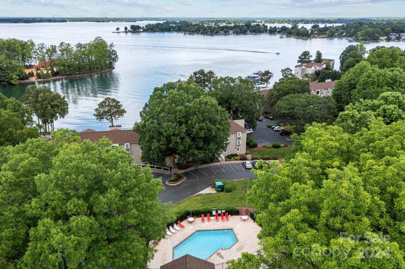20367 Harborgate Ct #301, Cornelius, NC 28031