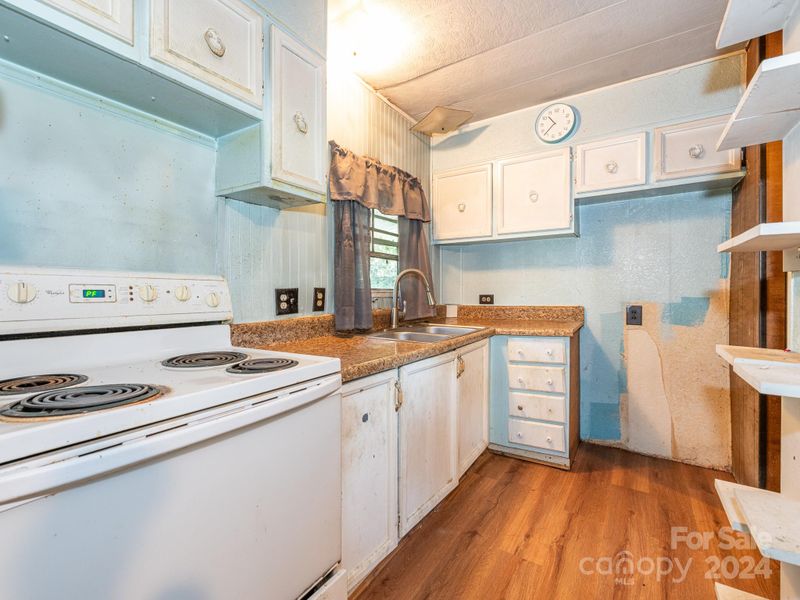 2118 Hillcrest Rd, Dallas, NC 28034