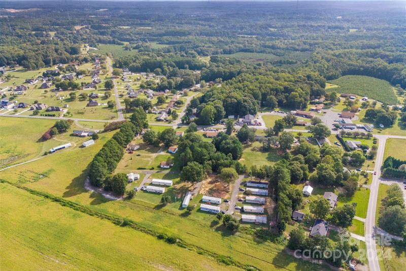502 Cycle Ln, Dallas, NC 28034