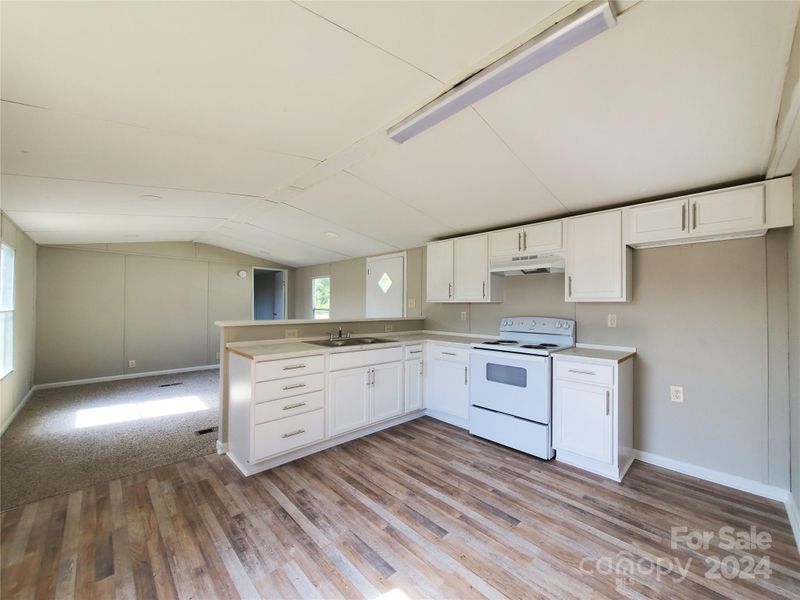 502 Cycle Ln, Dallas, NC 28034