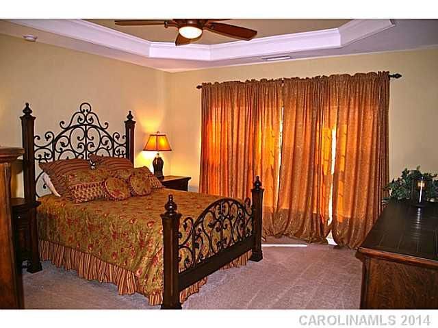 2143 Ashley River Rd, Waxhaw, NC 28173