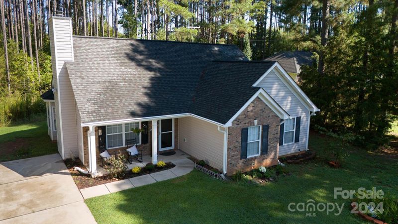 222 Henson Ln, Mcconnells, SC 29726