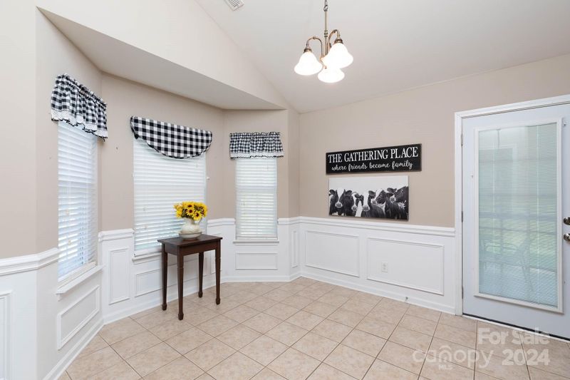 222 Henson Ln, Mcconnells, SC 29726