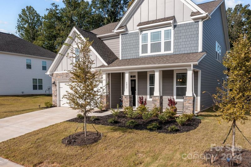 6037 Treehouse Dr, Charlotte, NC 28214