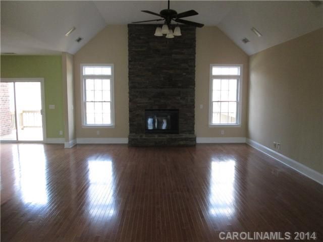 278 Arrow Point Ln, Davidson, NC 28036