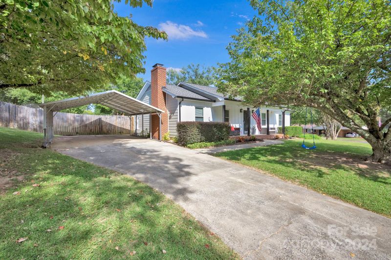 3588 Heather Ln, Gastonia, NC 28056