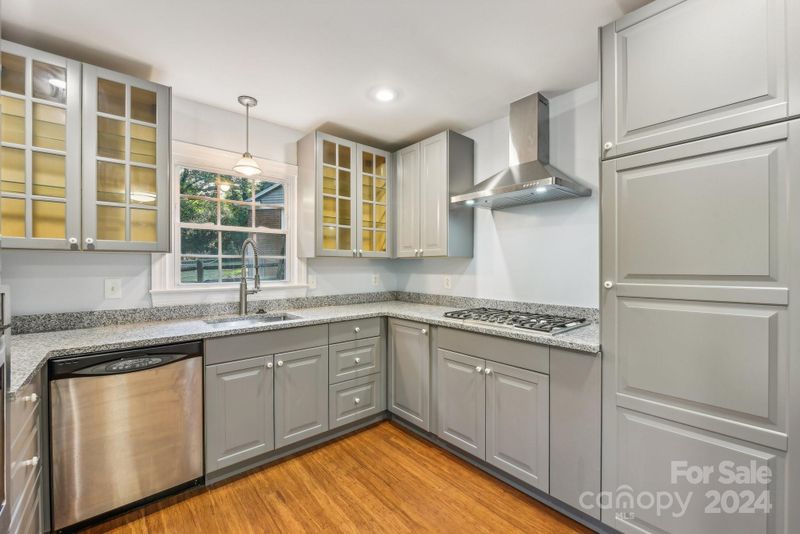 4800 Beechknoll Ct, Charlotte, NC 28212
