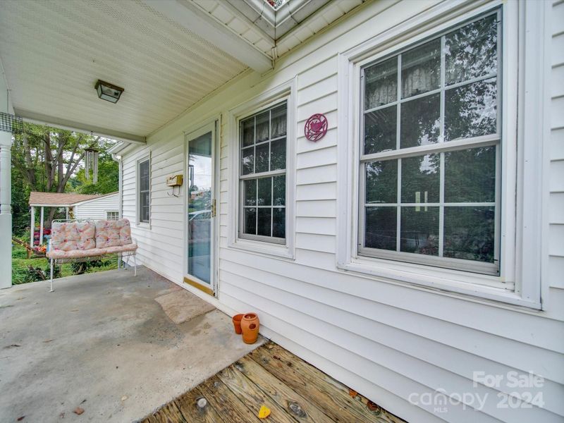 422 Hawley Ave, Belmont, NC 28012