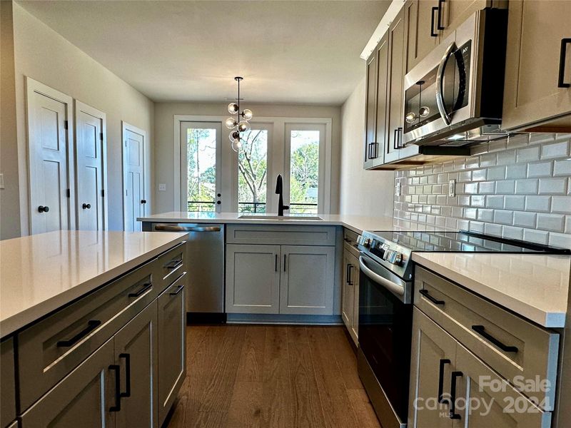 2216 N Graham St #8, Charlotte, NC 28206