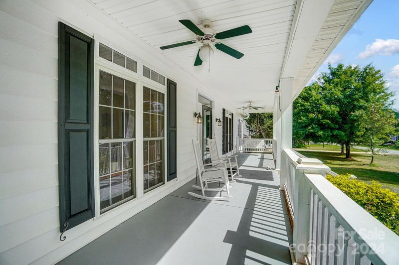 8387 Fairfield Forest Rd, Denver, NC 28037