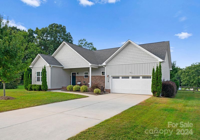 118 Crews Ln #2, Statesville, NC 28677