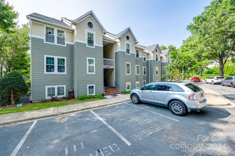19843 Henderson Rd #E, Cornelius, NC 28031