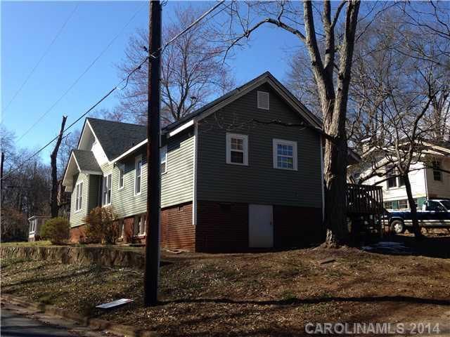 549 SW 5th St, Hickory, NC 28602
